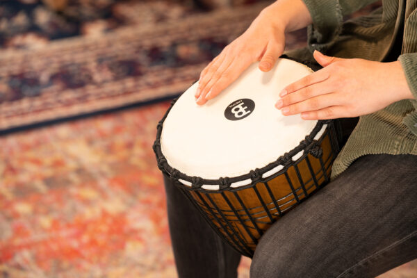 MEINL Percussion Headliner Rope Tuned Artifact Series Djembe - 26 cm - Imagem 7