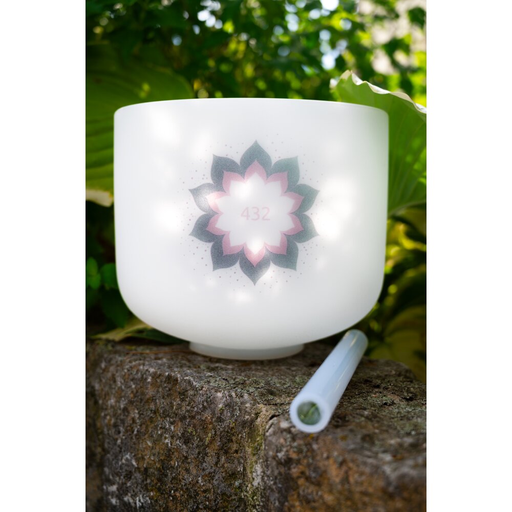 9" CRYSTAL SINGING BOWL, 432 HZ, NOTE A4, LOTUS FLOWER - Imagem 8
